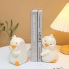 Cartoon Cute Hugging Pear Design Book Kawaii Hugging Bear Duck Rabbit Booknook Miniature Resin Bookend Ornament Home Decor